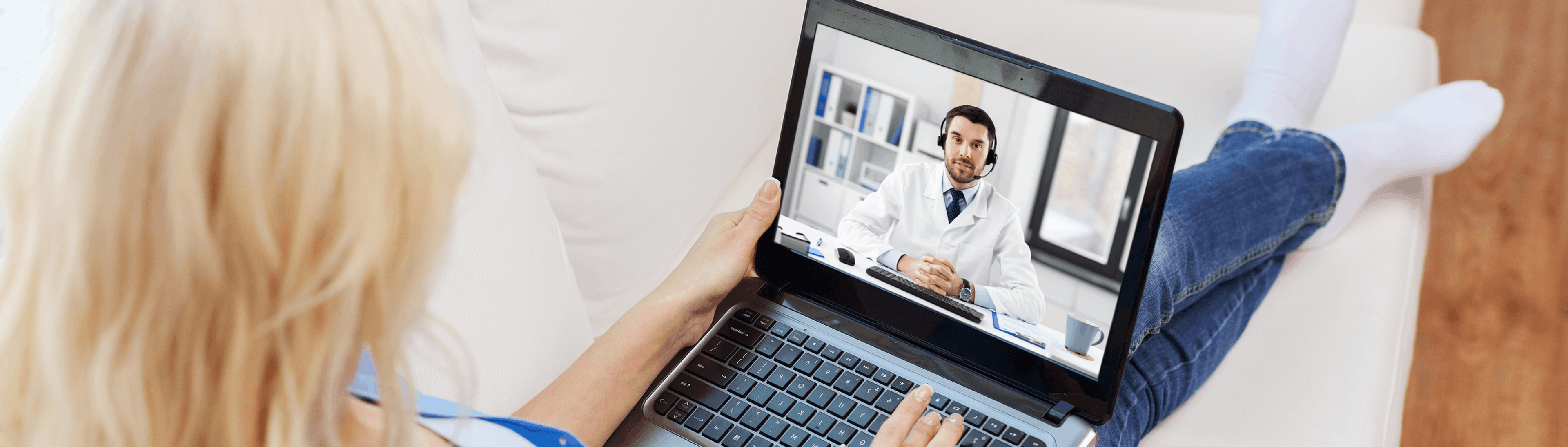 Online GP reviewing patient information during a secure virtual medical consultation